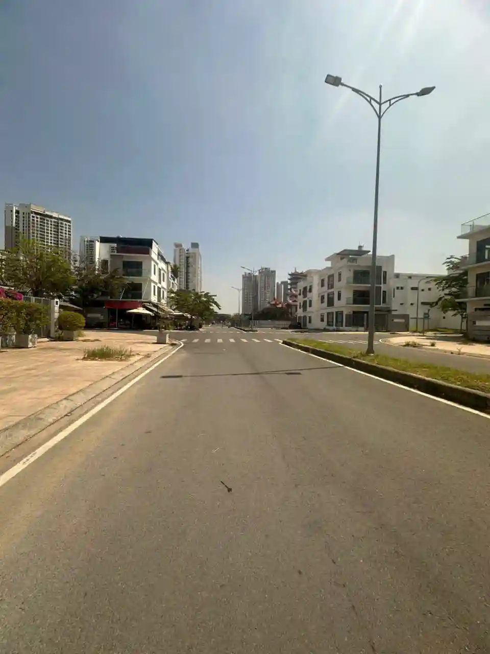 Bán nhà 12 Đông Tây 1 (Vũ Tông Phan) – An Phú New City – 7×23 (4 tầng)