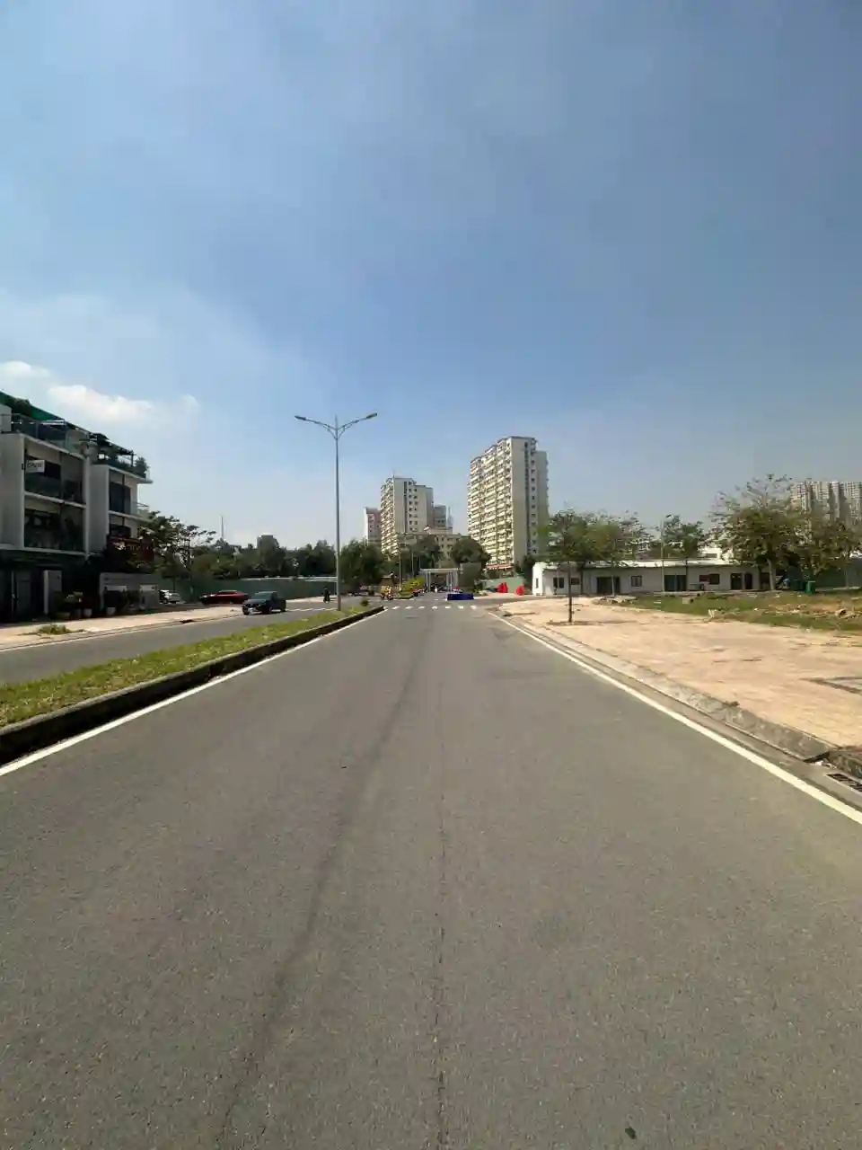 Bán nhà 12 Đông Tây 1 (Vũ Tông Phan) – An Phú New City – 7×23 (4 tầng)